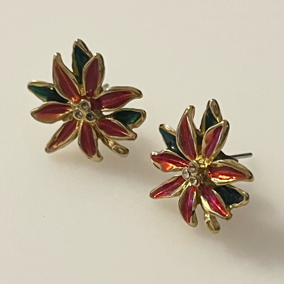 Vintage Metal Enamel MCM Poinsettia Flower Christmas Earrings - Picture 1 of 11